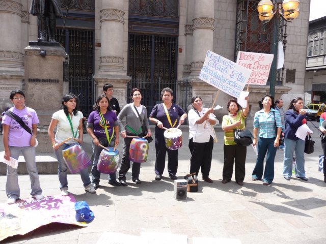 15.-batukadavoceslesintervencinenjrdelaunindadelanoviolenciacontralasmujeres13-11-090
